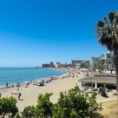 Luxury Beachfront Apartment In Benalmadena Costa Εξωτερικό φωτογραφία