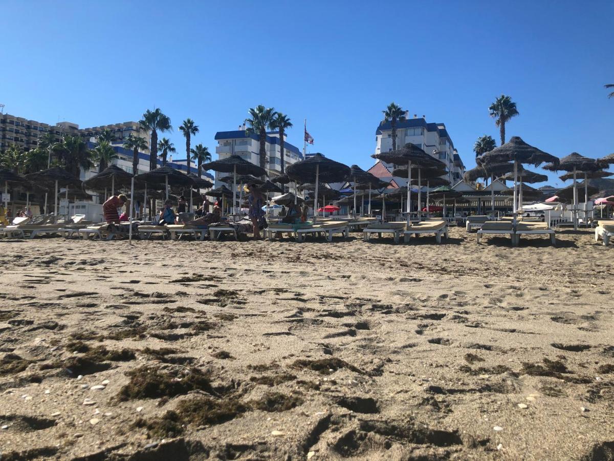 Luxury Beachfront Apartment In Benalmadena Costa Εξωτερικό φωτογραφία