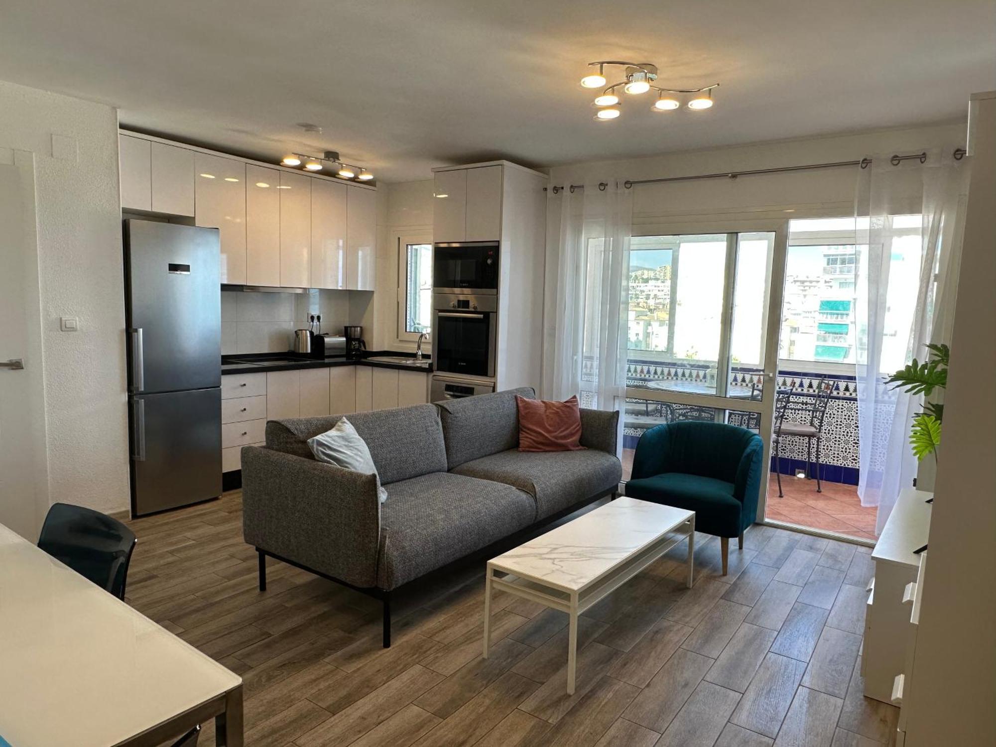 Luxury Beachfront Apartment In Benalmadena Costa Εξωτερικό φωτογραφία