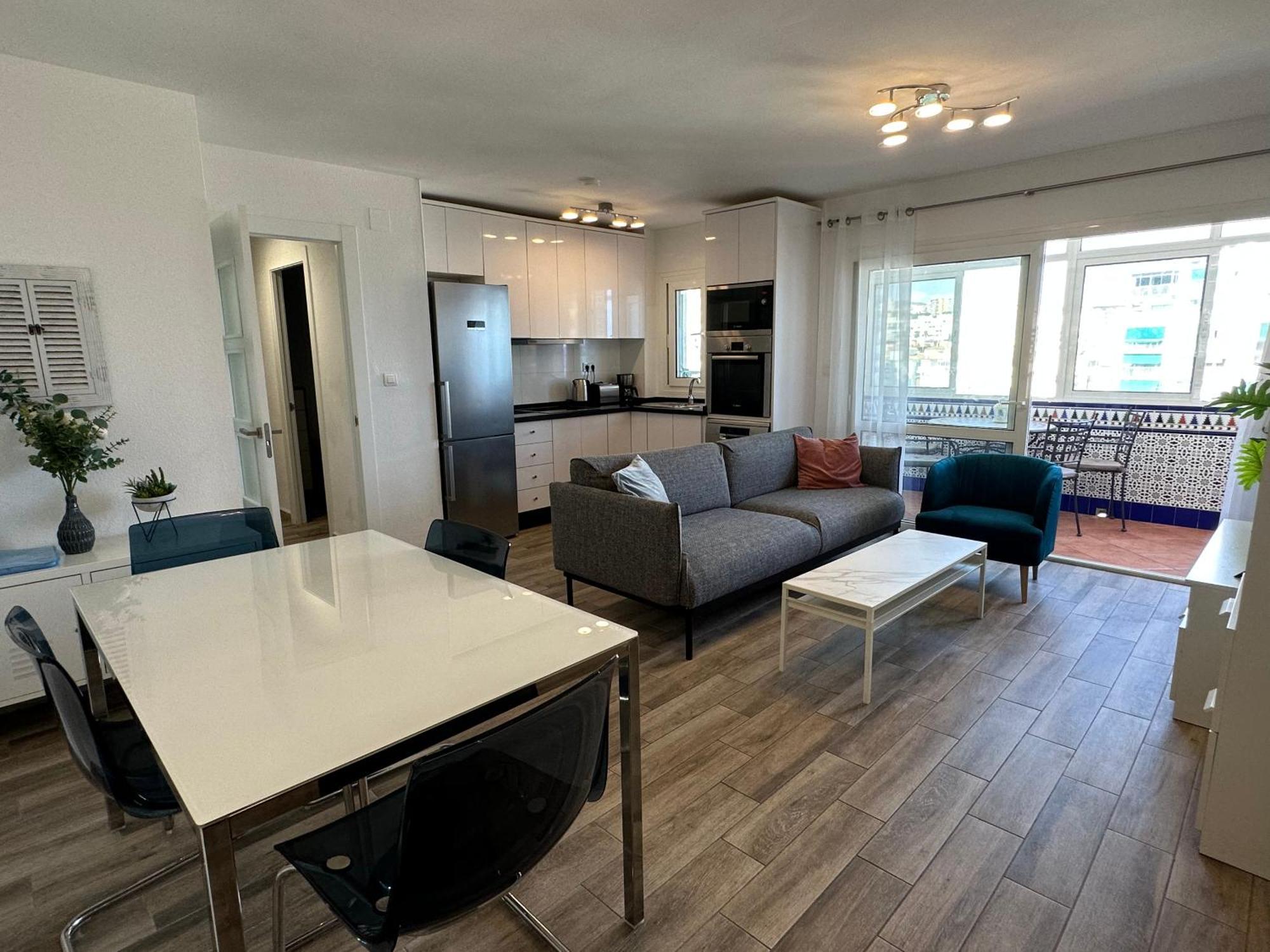 Luxury Beachfront Apartment In Benalmadena Costa Εξωτερικό φωτογραφία