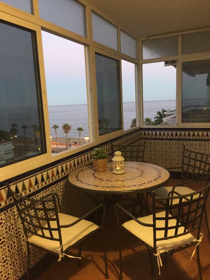 Luxury Beachfront Apartment In Benalmadena Costa Εξωτερικό φωτογραφία